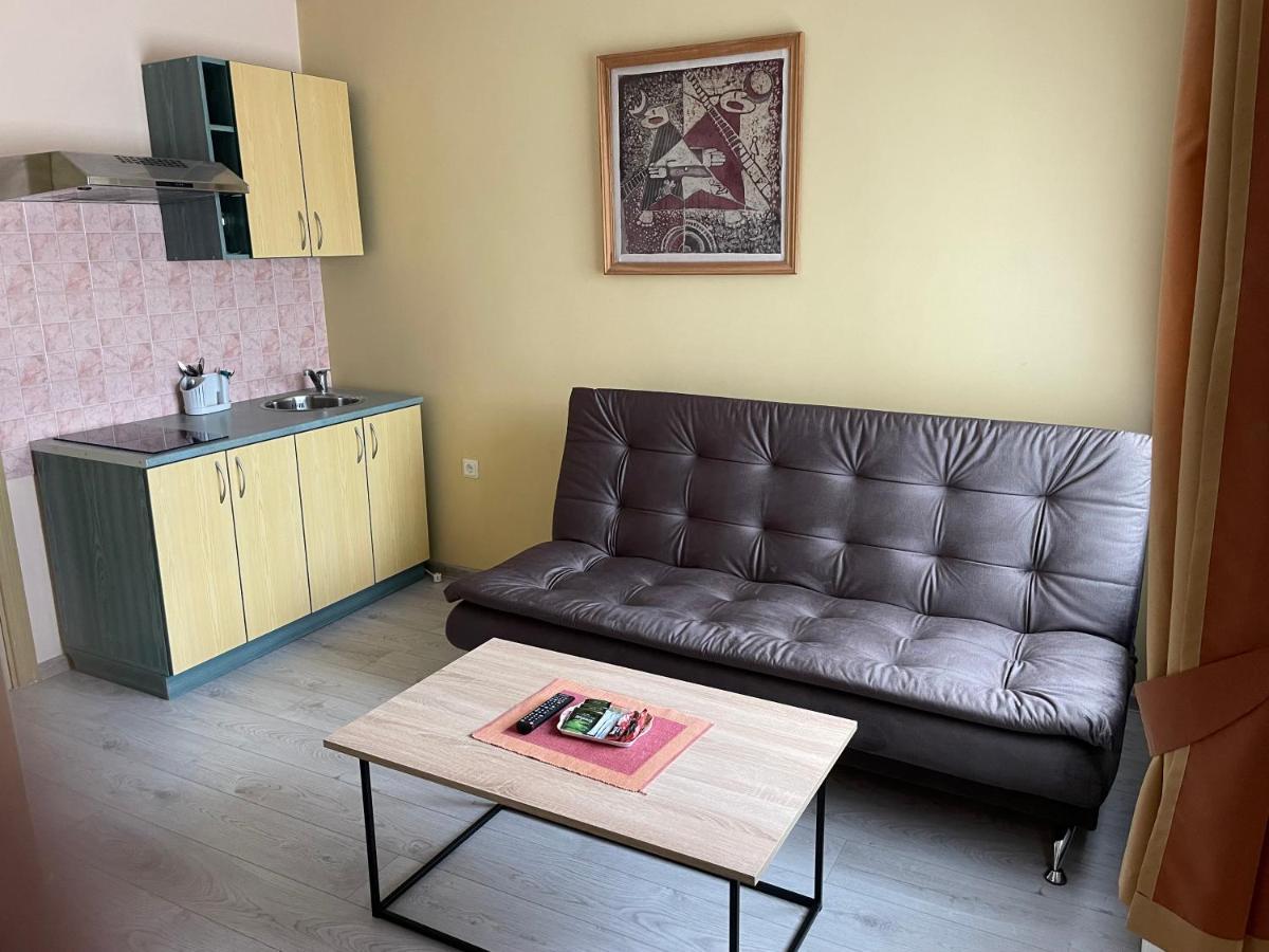 Medziotoju Kiemelis Otel Palanga Dış mekan fotoğraf