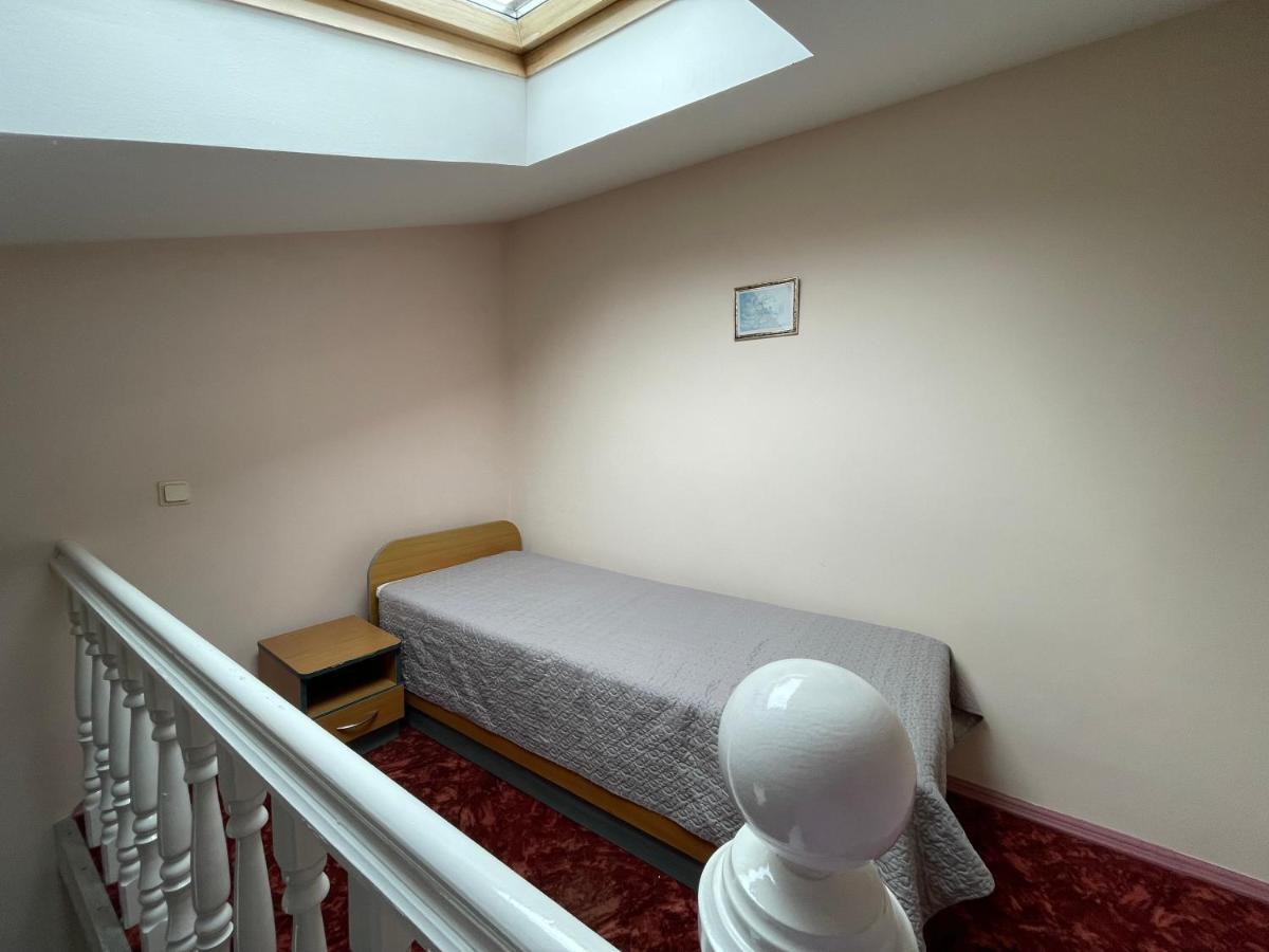 Medziotoju Kiemelis Otel Palanga Dış mekan fotoğraf