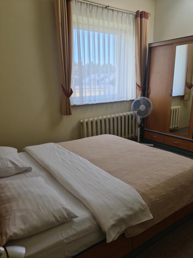 Medziotoju Kiemelis Otel Palanga Dış mekan fotoğraf