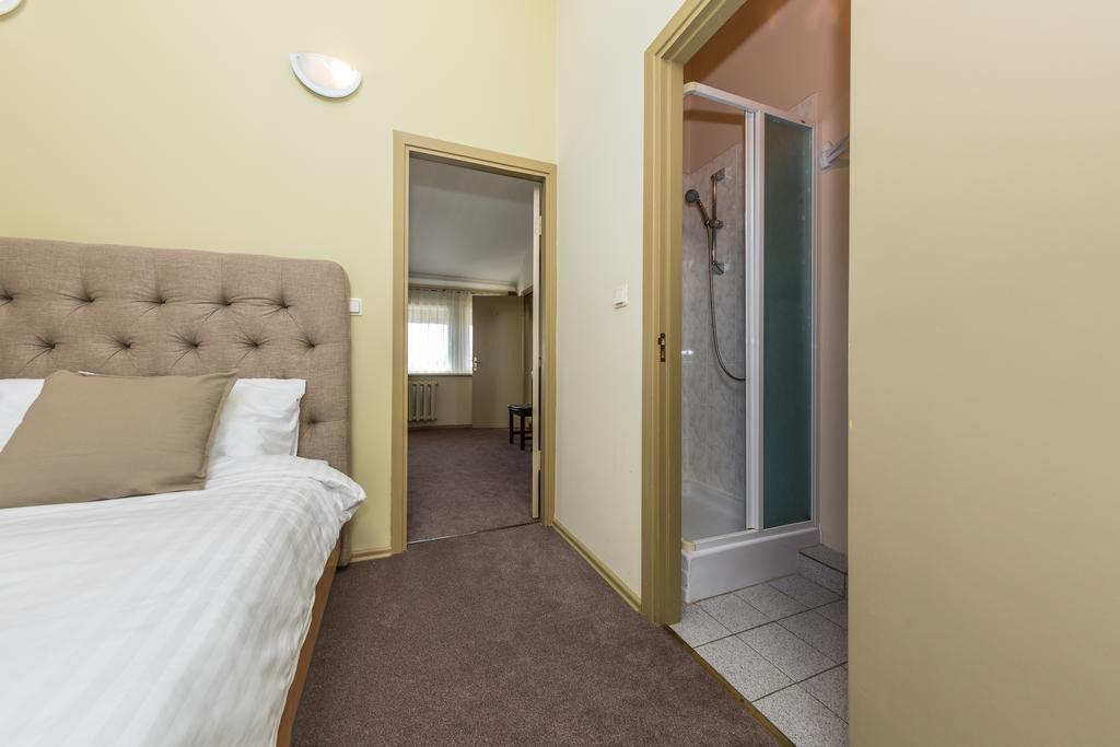 Medziotoju Kiemelis Otel Palanga Dış mekan fotoğraf