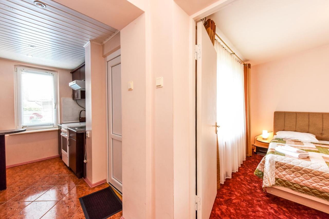 Medziotoju Kiemelis Otel Palanga Dış mekan fotoğraf